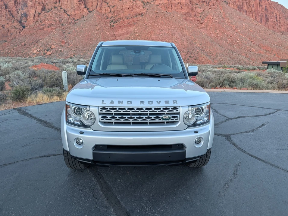 2012 Land Rover Discovery 4th Gen - Image 9 of 31