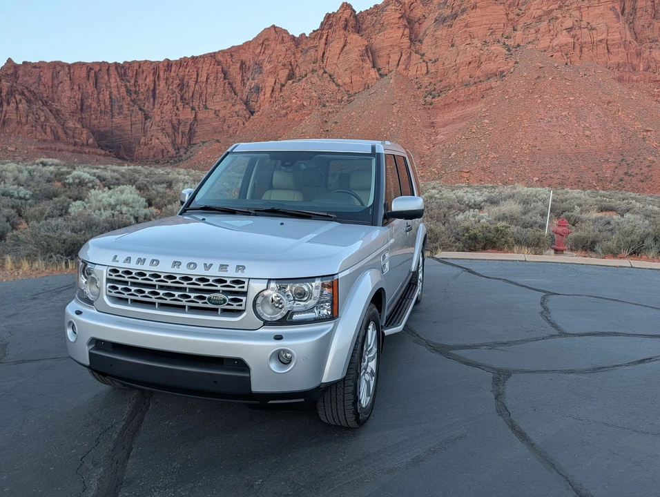 2012 Land Rover Discovery 4th Gen - Image 7 of 31