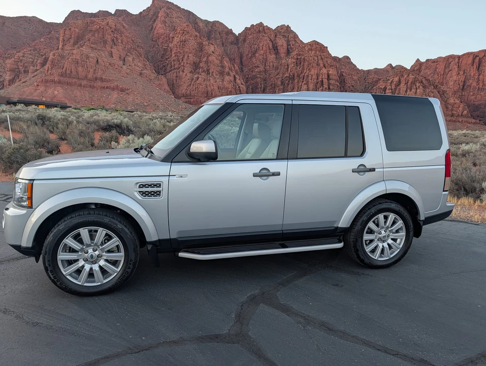 2012 Land Rover Discovery 4th Gen - Image 31 of 31