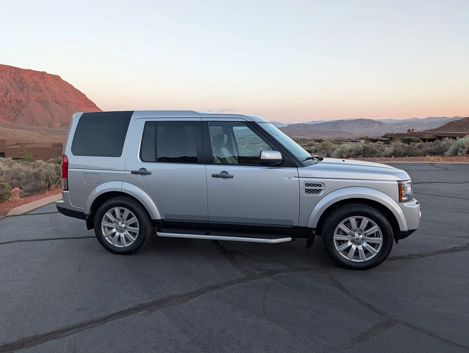 2012 Land Rover Discovery 4th Gen - Image 20 of 31