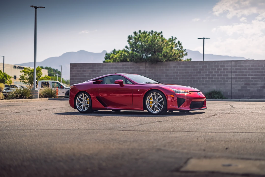 2012 Lexus LFA - Image 18 of 31