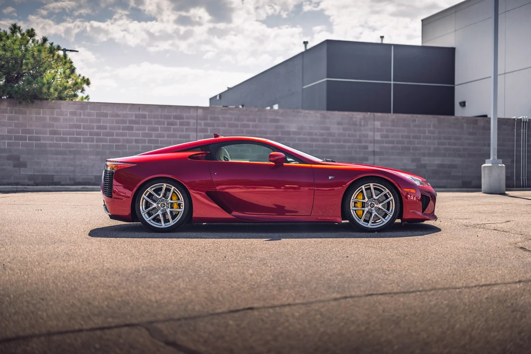 2012 Lexus LFA - Image 19 of 31