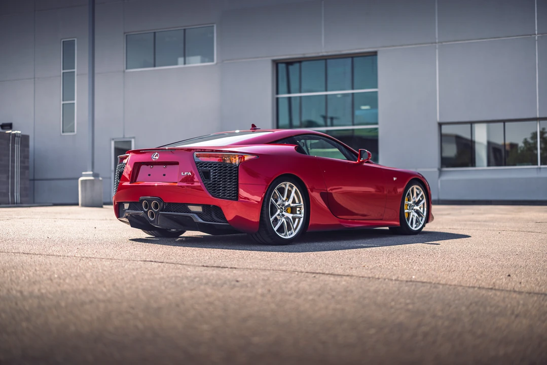 2012 Lexus LFA - Image 26 of 31
