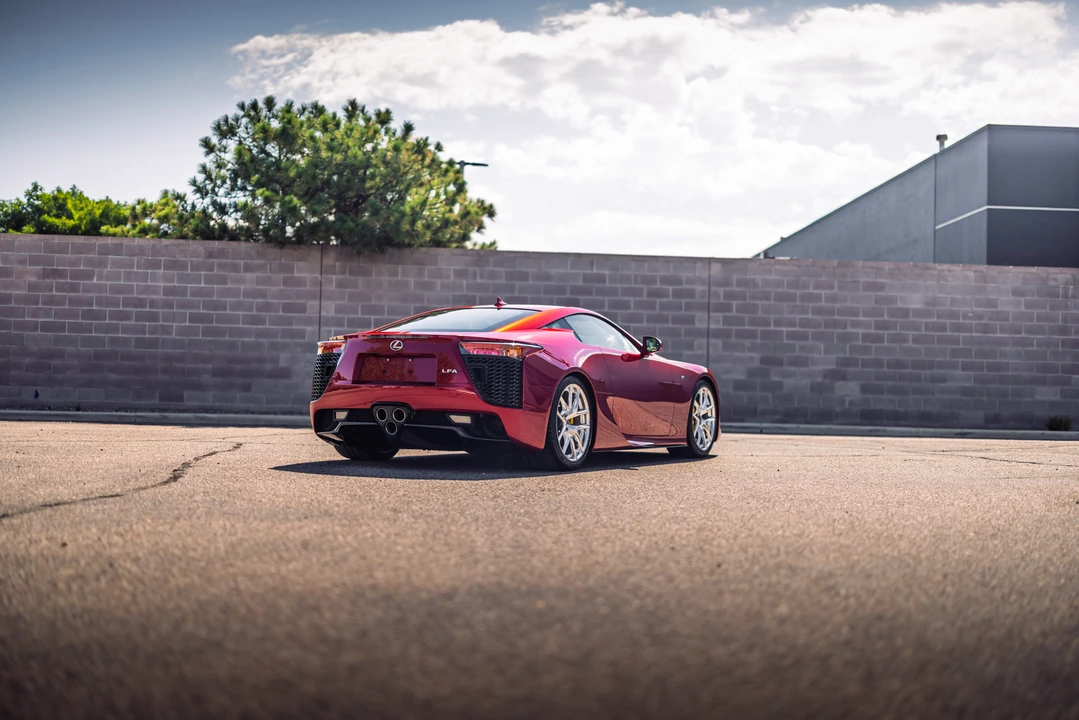 2012 Lexus LFA - Image 28 of 31