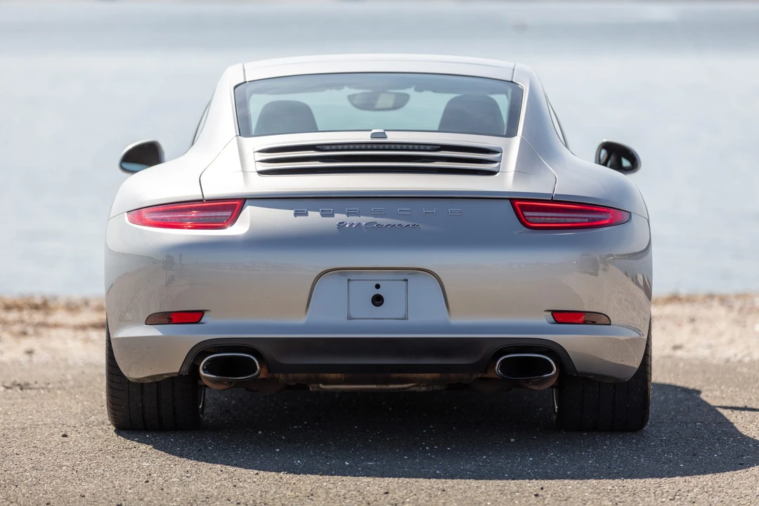 2012 Porsche 991 Carrera - Image 8 of 31