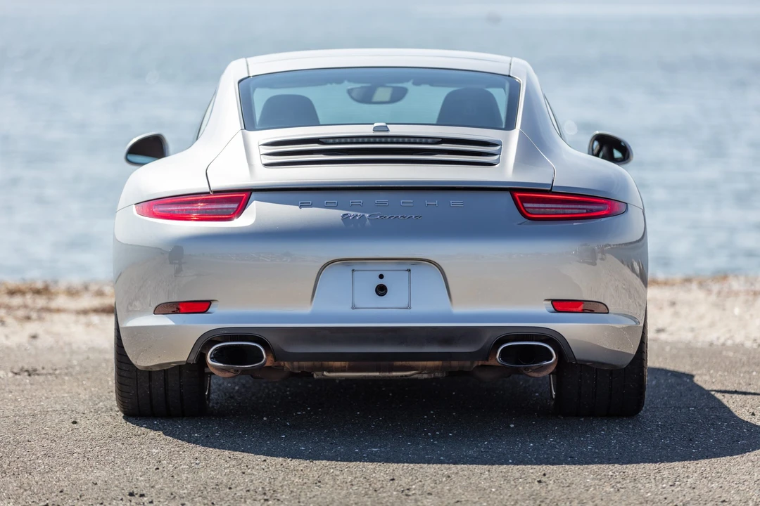 2012 Porsche 991 Carrera - Image 7 of 31
