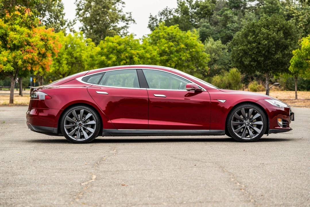 2012 Tesla Model S - Image 3 of 31