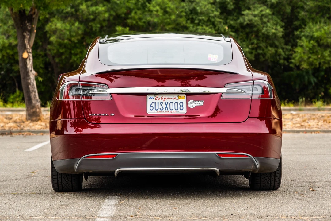 2012 Tesla Model S - Image 5 of 31