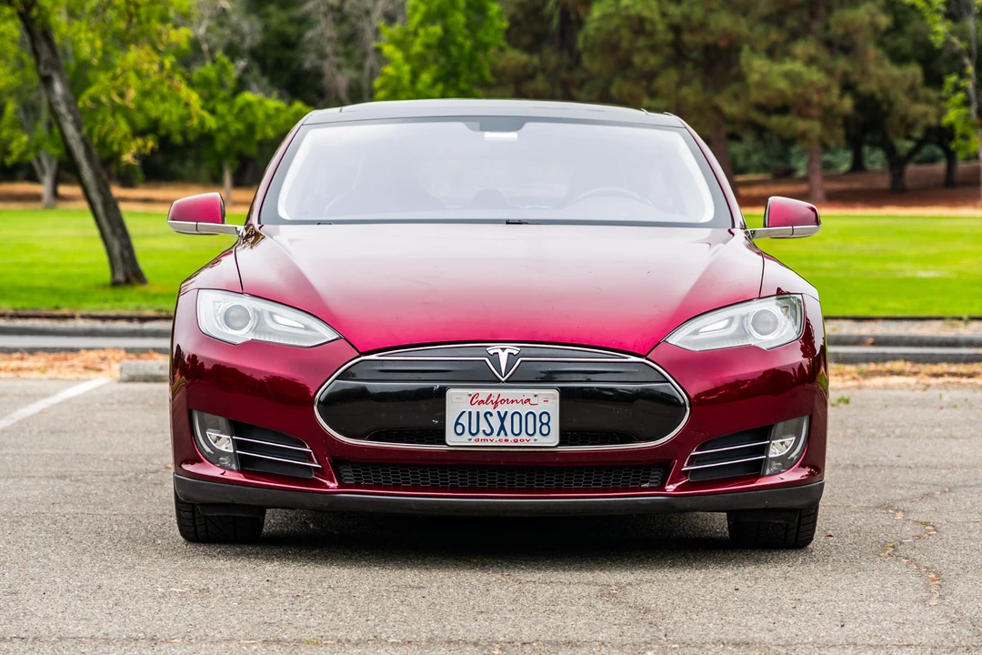 2012 Tesla Model S - Image 2 of 31