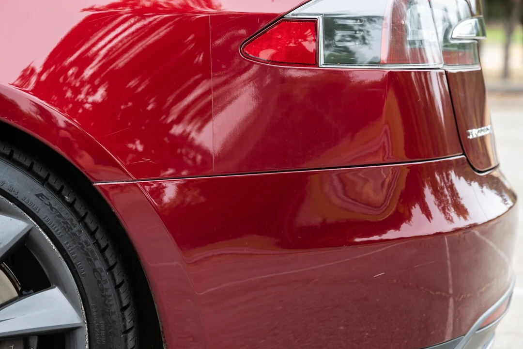 2012 Tesla Model S - Image 29 of 31
