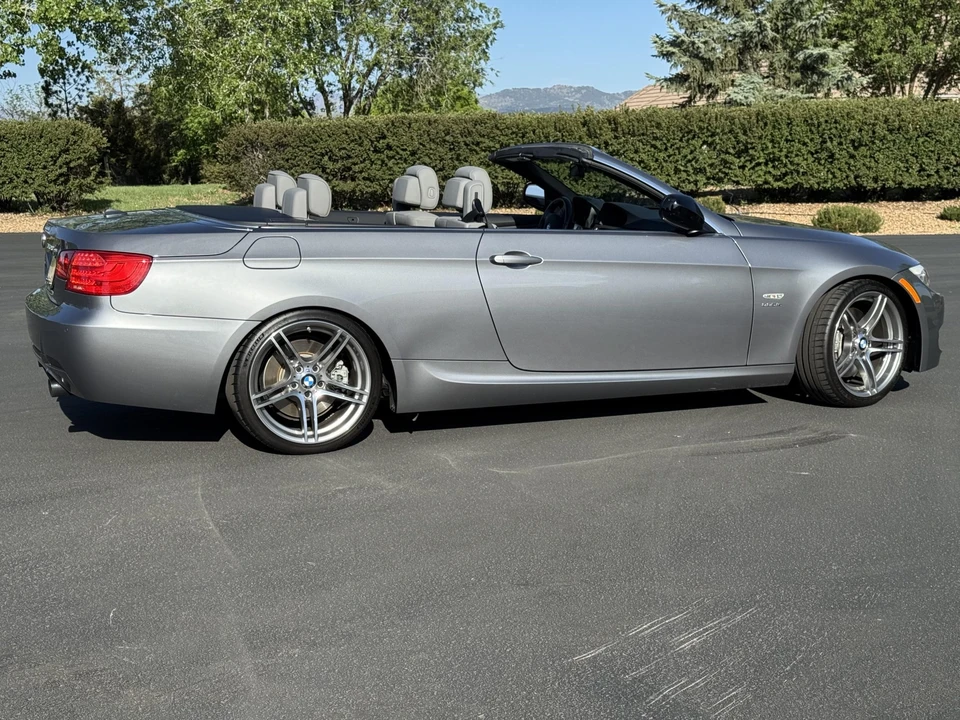 2013 BMW E93 335i Convertible - Image 14 of 31