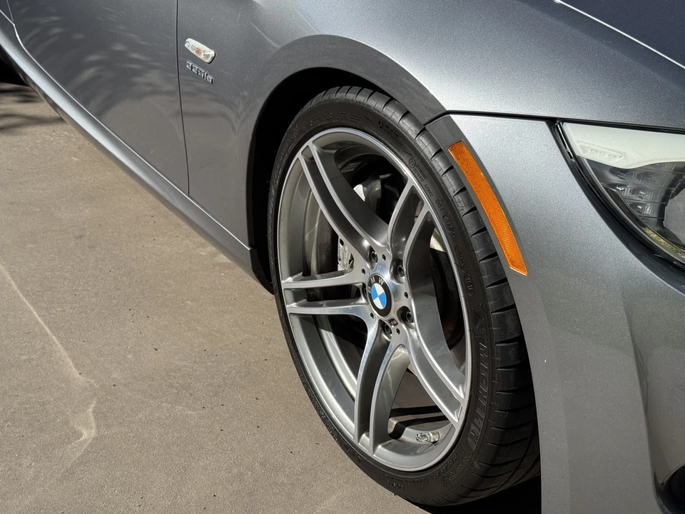 2013 BMW E93 335i Convertible - Image 27 of 31