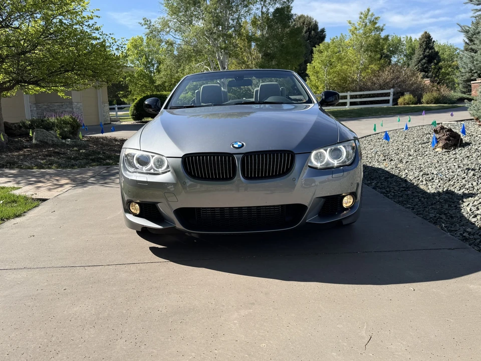 2013 BMW E93 335i Convertible - Image 11 of 31