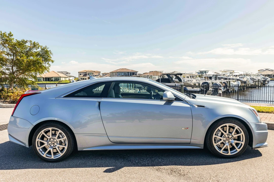 2013 Cadillac CTS-V 2nd Gen - Image 4 of 31