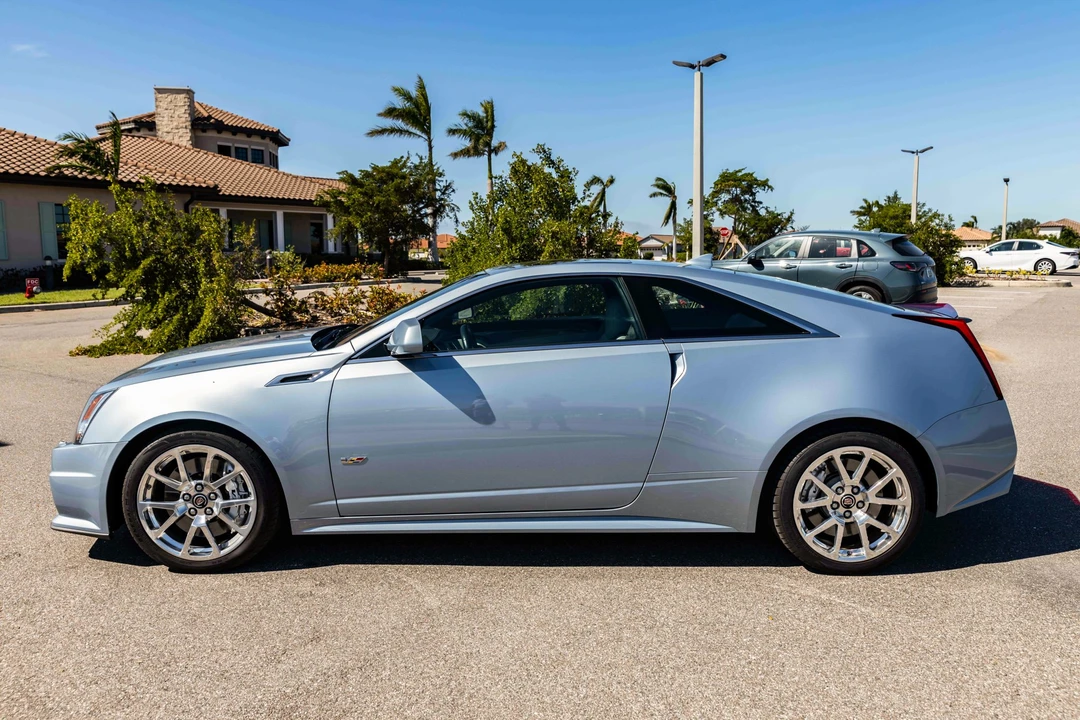 2013 Cadillac CTS-V 2nd Gen - Image 8 of 31