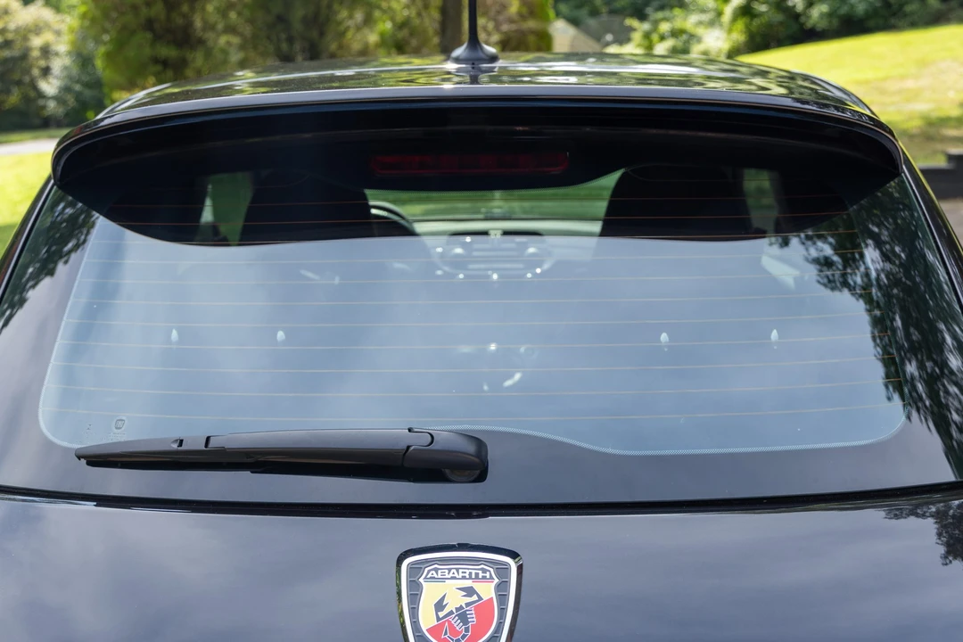 2013 Fiat Abarth 500 - Image 25 of 31
