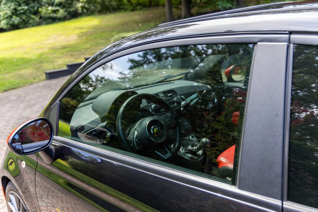 2013 Fiat Abarth 500 - Image 22 of 31