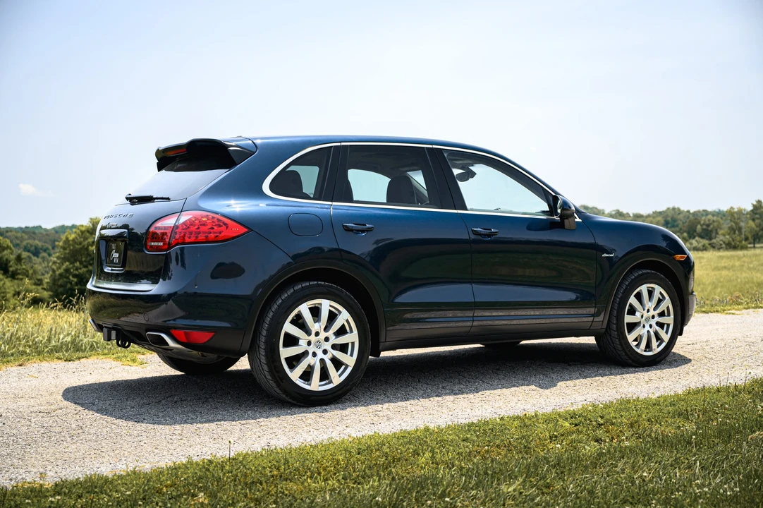 2013 Porsche 958 Cayenne Diesel - Image 28 of 31