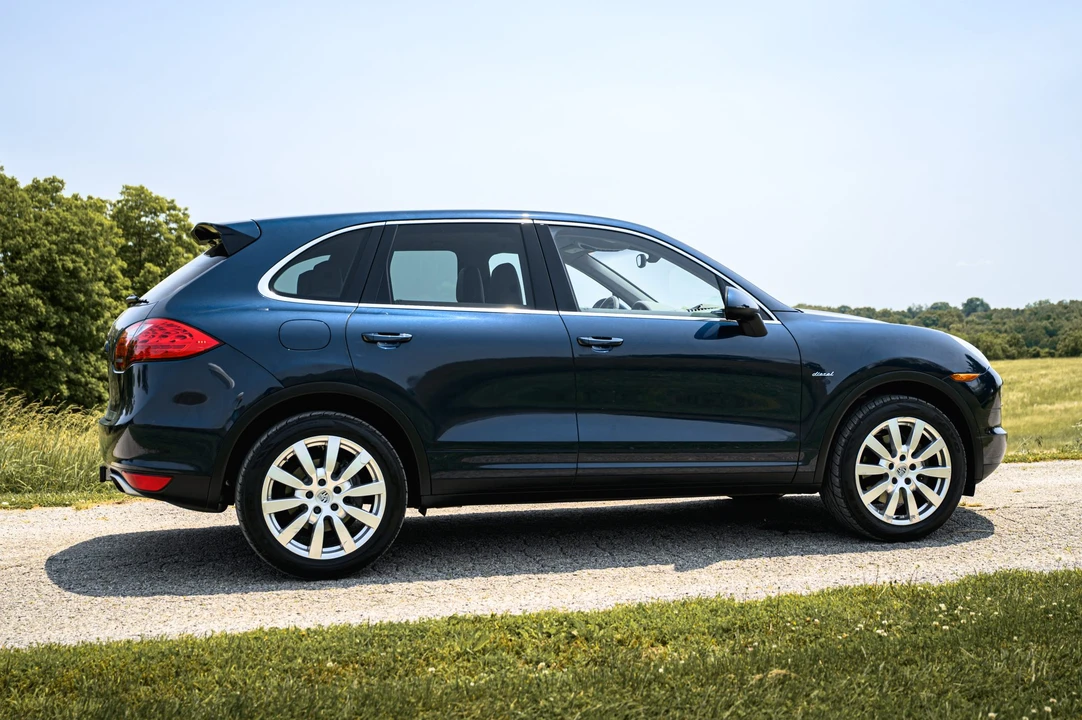 2013 Porsche 958 Cayenne Diesel - Image 30 of 31