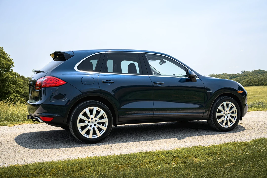 2013 Porsche 958 Cayenne Diesel - Image 29 of 31