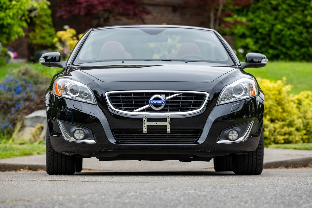 2013 Volvo C70 2nd Gen - Image 5 of 31