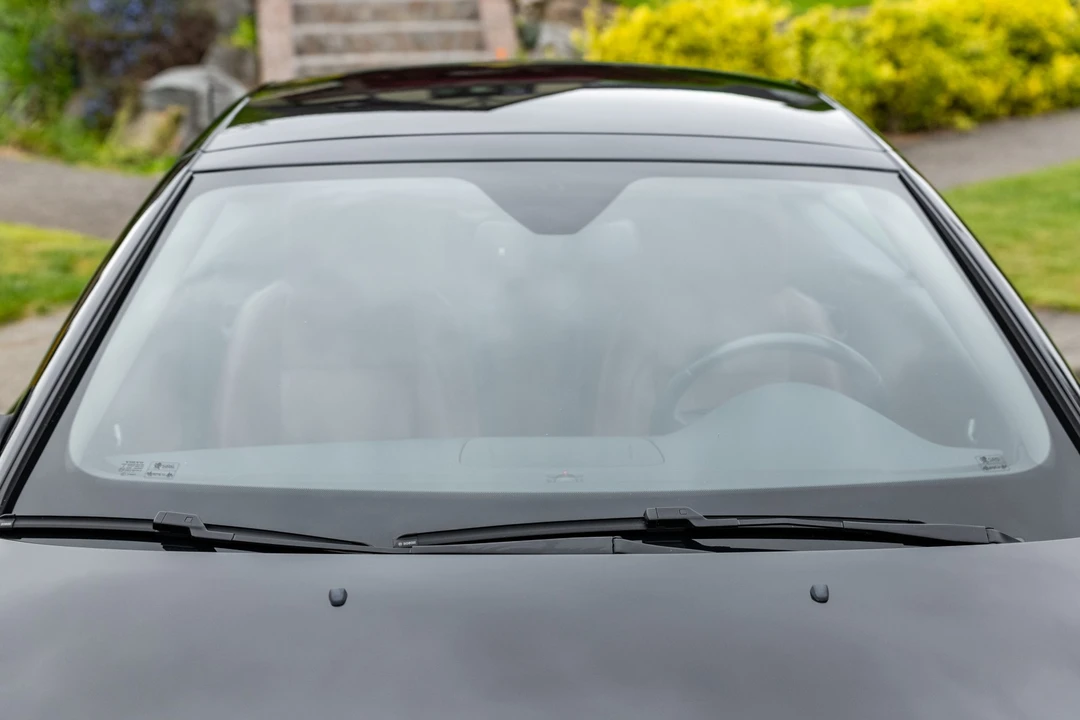 2013 Volvo C70 2nd Gen - Image 28 of 31
