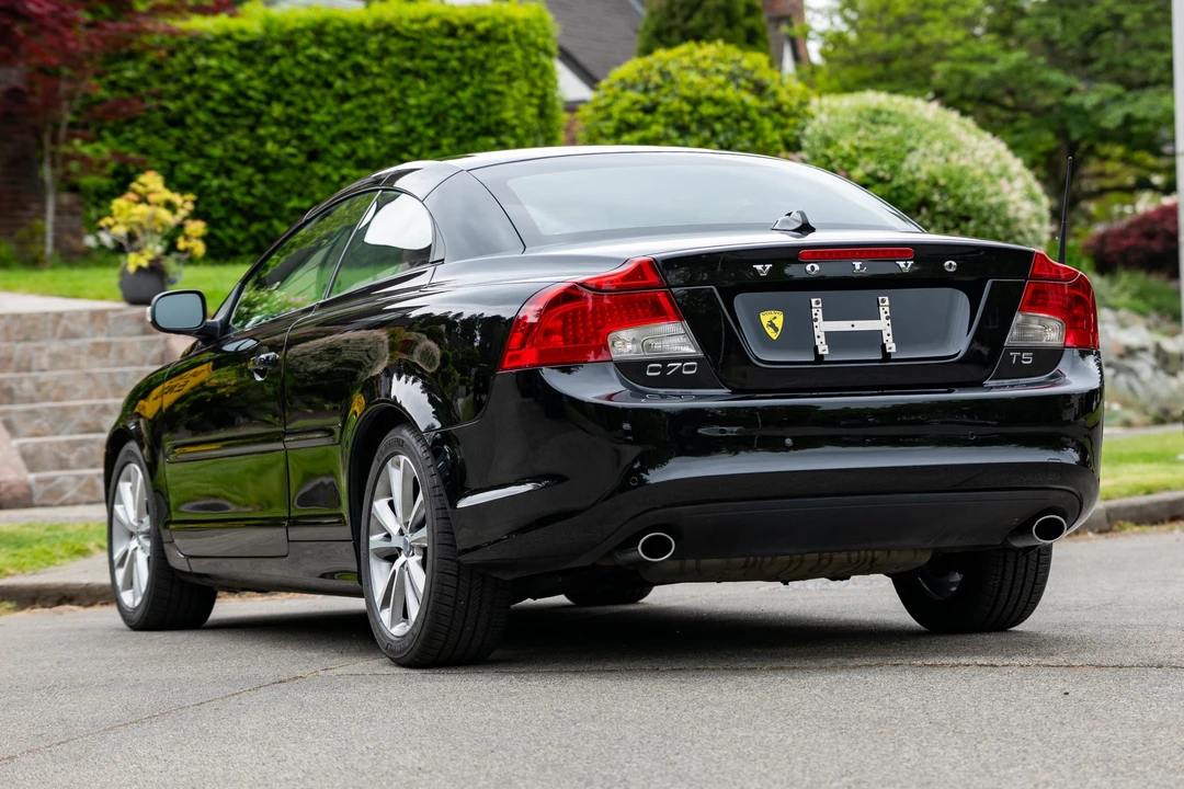 2013 Volvo C70 2nd Gen - Image 14 of 31