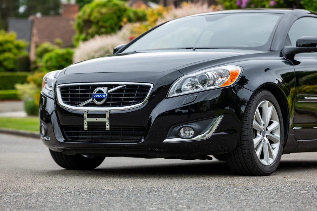 2013 Volvo C70 2nd Gen - Image 27 of 31
