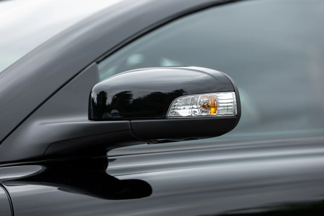 2013 Volvo C70 2nd Gen - Image 29 of 31