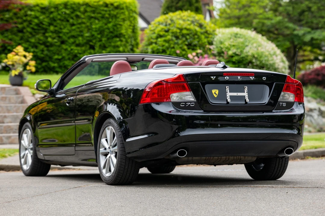 2013 Volvo C70 2nd Gen - Image 15 of 31