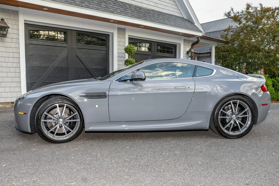 2014 Aston Martin V8 Vantage (2006-2017) - Image 10 of 31