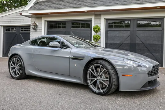 2014 Aston Martin V8 Vantage
