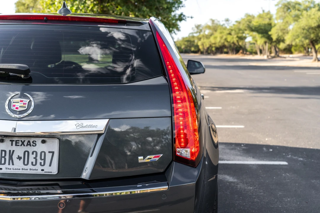 2014 Cadillac CTS-V 2nd Gen - Image 16 of 31