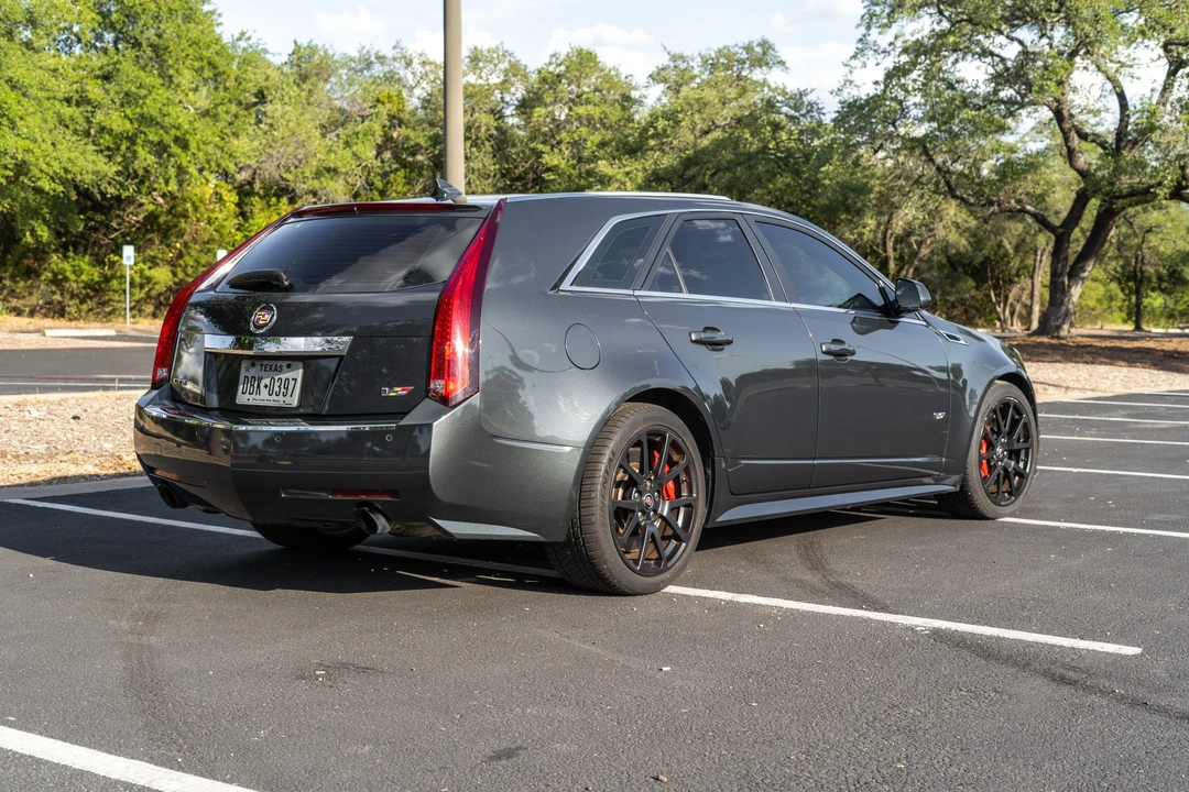 2014 Cadillac CTS-V 2nd Gen - Image 5 of 31