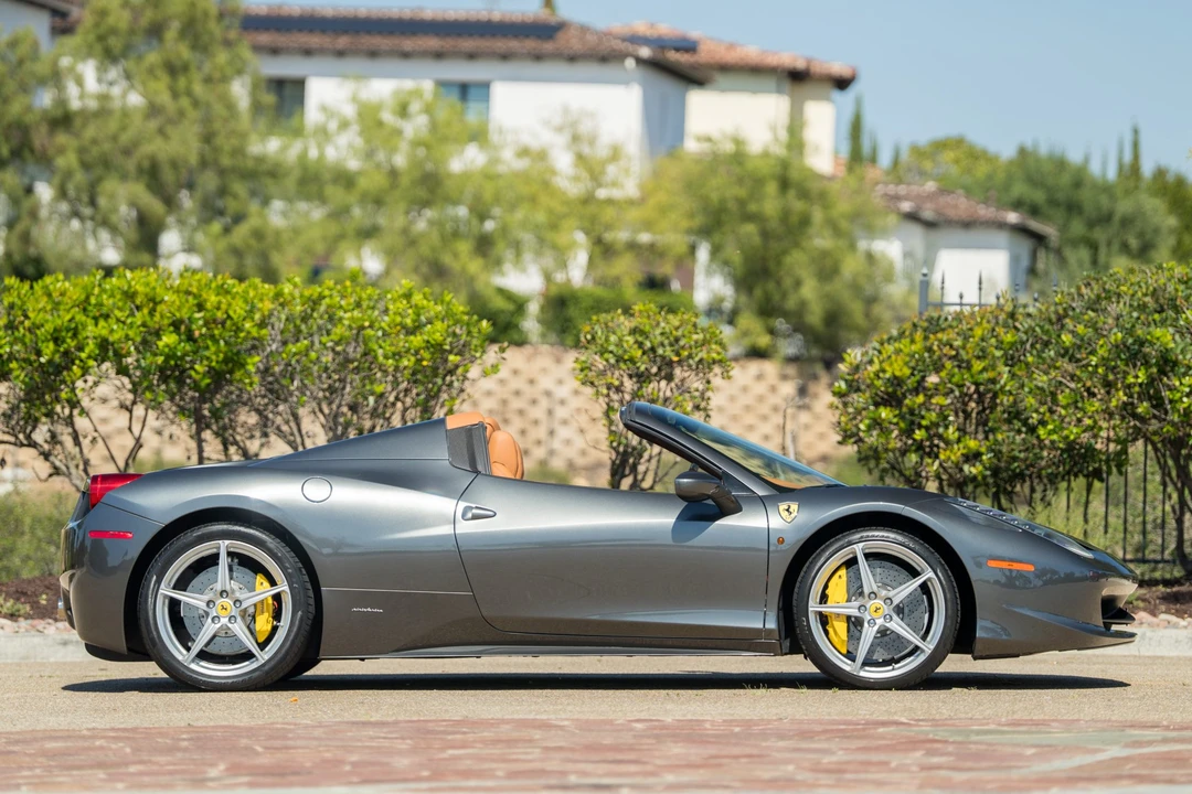 2014 Ferrari 458 Spider - Image 5 of 31