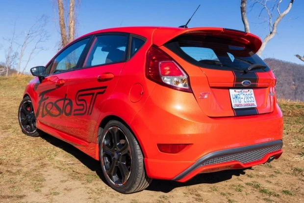 2014 Ford Fiesta - Image 2 of 7