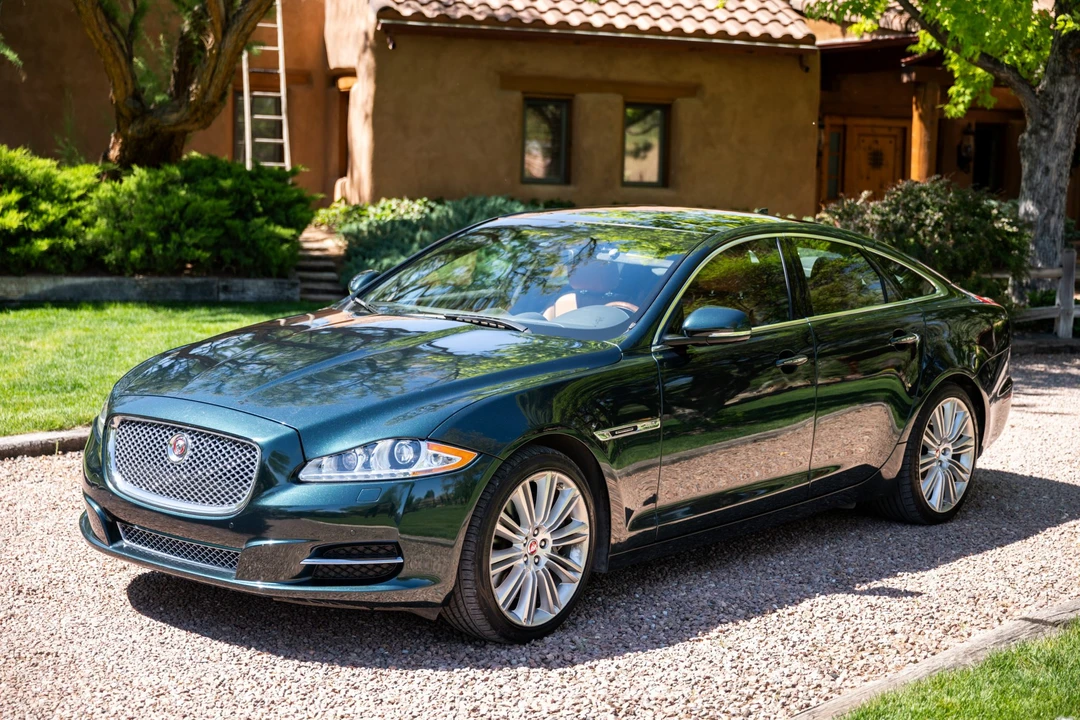 2014 Jaguar X351 XJ - Image 2 of 31