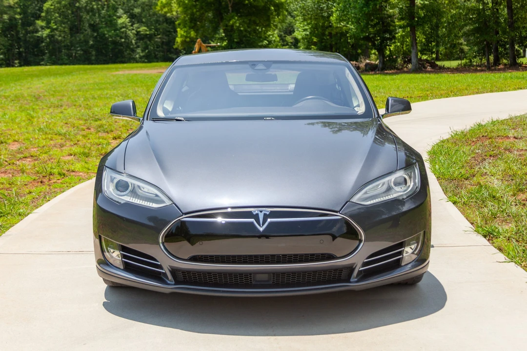 2014 Tesla Model S - Image 4 of 31