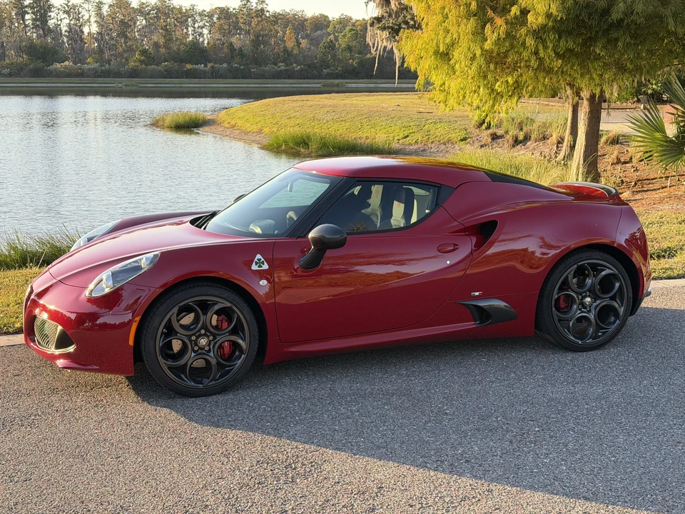 2015 Alfa Romeo 4C Coupe - Image 6 of 31