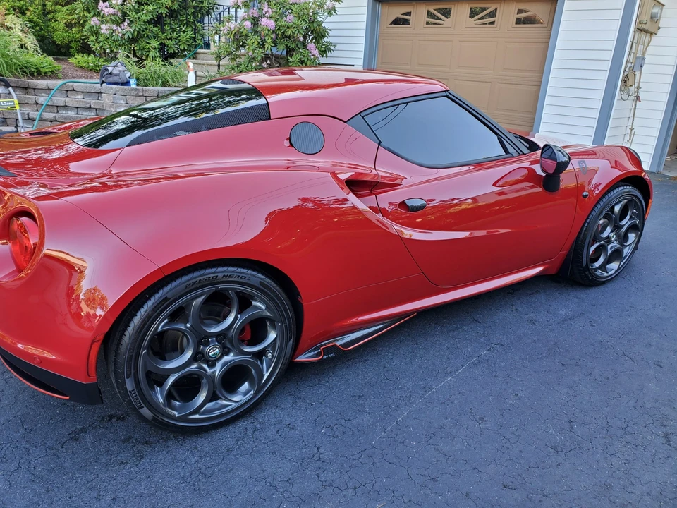 2015 Alfa Romeo 4C Coupe - Image 27 of 31