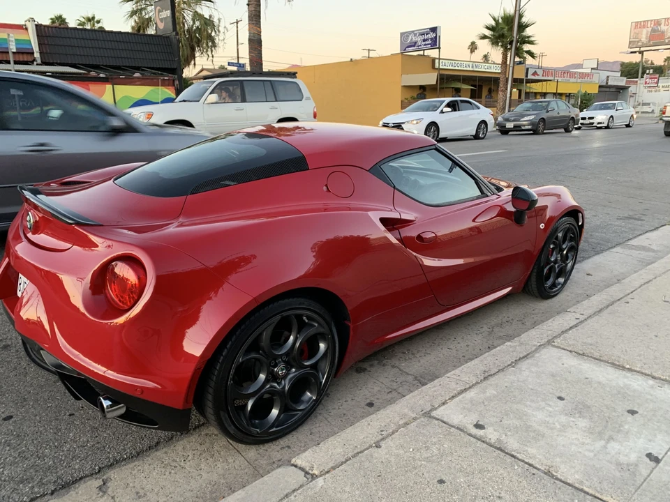 2015 Alfa Romeo 4C Coupe - Image 17 of 31