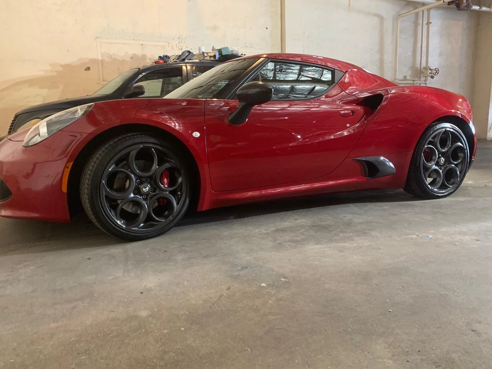 2015 Alfa Romeo 4C Coupe - Image 22 of 31