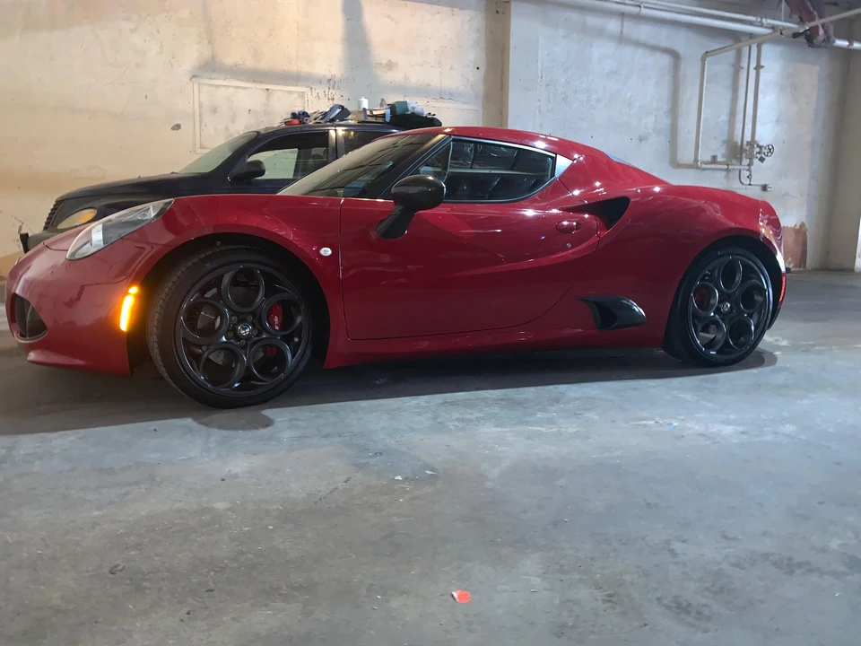 2015 Alfa Romeo 4C Coupe - Image 20 of 31
