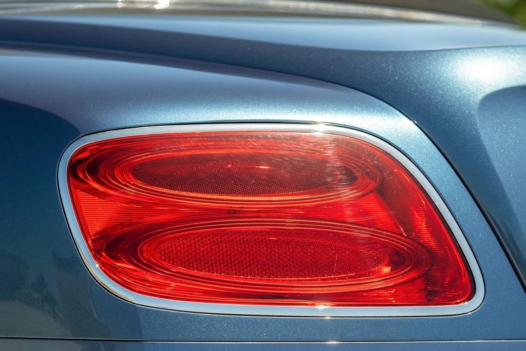 2015 Bentley Continental GTC - Image 20 of 31