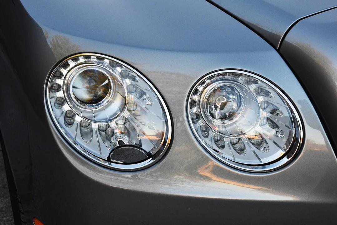 2015 Bentley Continental Flying Spur - Image 27 of 31