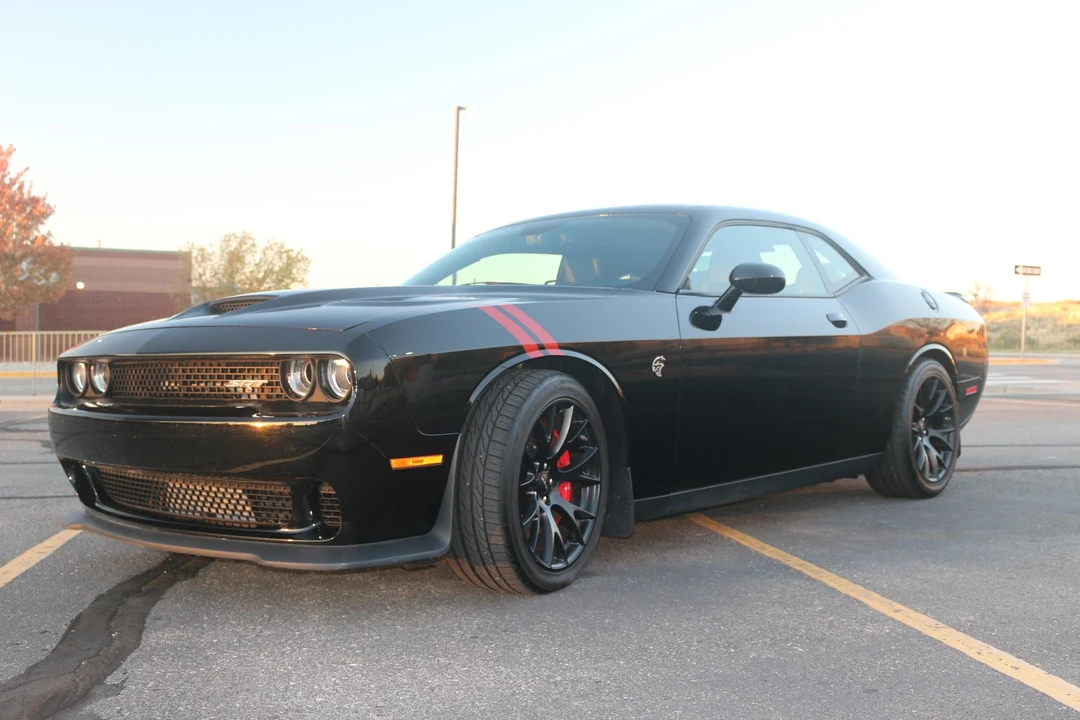 2015 Dodge Challenger SRT Hellcat 3rd Gen - Image 2 of 31
