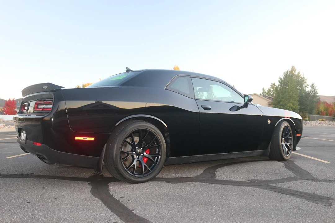 2015 Dodge Challenger SRT Hellcat 3rd Gen - Image 13 of 31