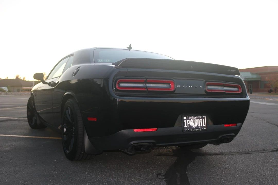 2015 Dodge Challenger SRT Hellcat 3rd Gen - Image 19 of 31