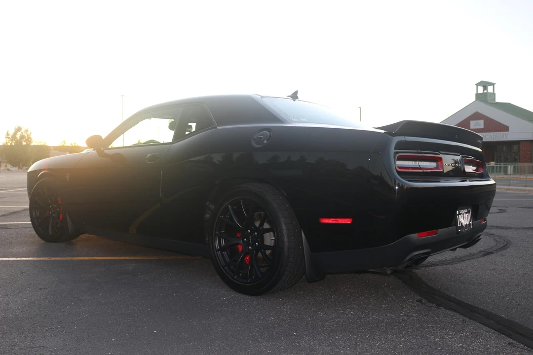 2015 Dodge Challenger SRT Hellcat 3rd Gen - Image 21 of 31