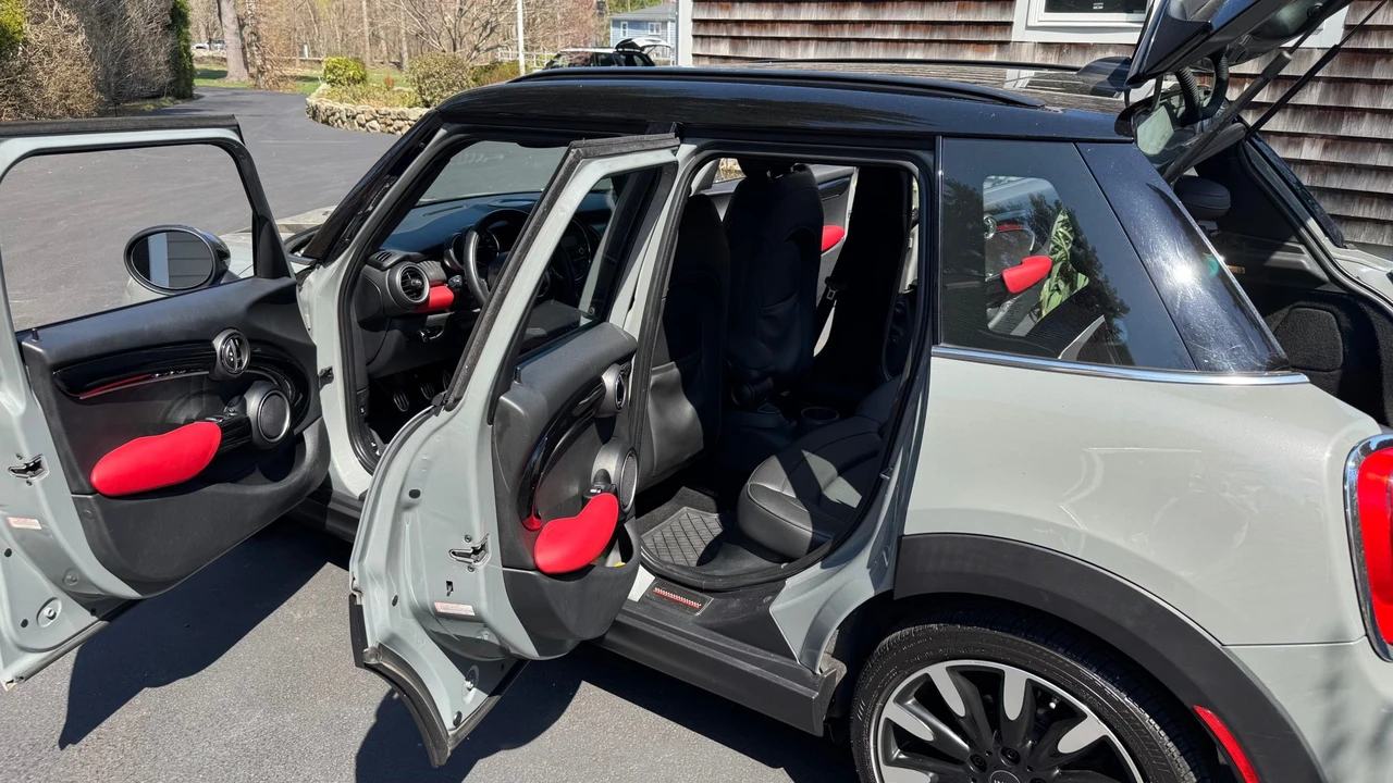 2015 Mini Mini 3rd Gen - Image 16 of 31